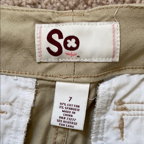 Beige Shorts - Picture 3 of 3